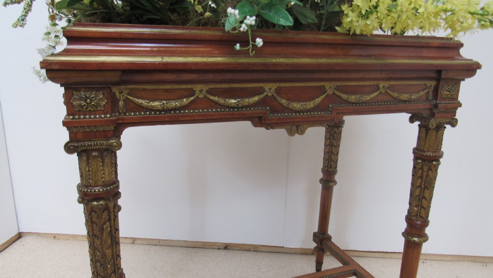 Fantastic satinwood Jardiniere View V