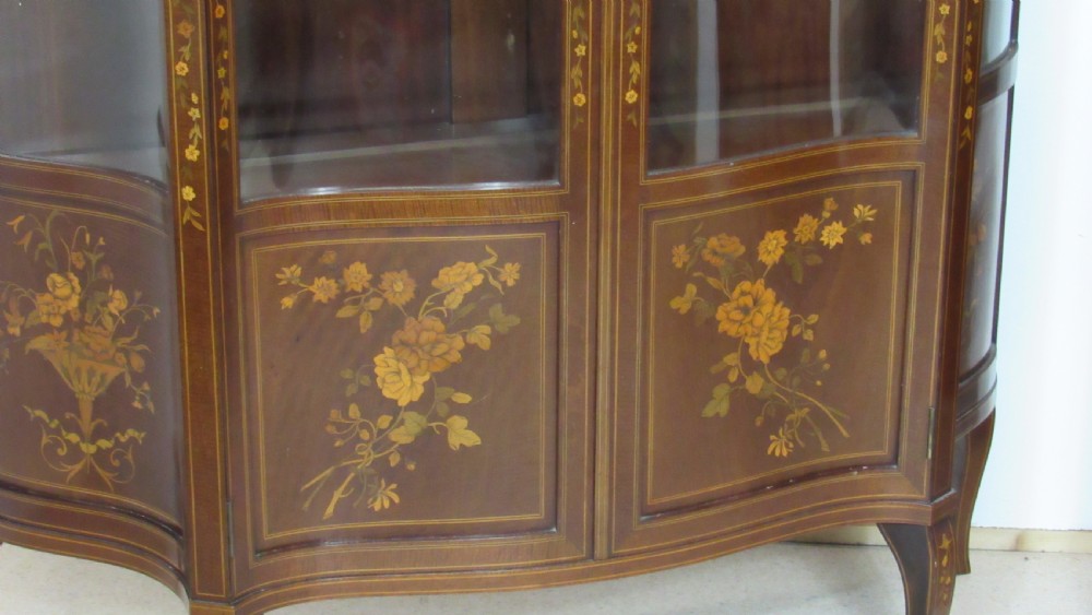 Wonderful Edwardian pair of serpentine  inlaid display cabinets  View XIII