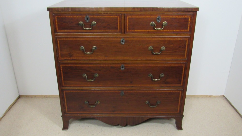 Georgian inlaid chest of drawers 