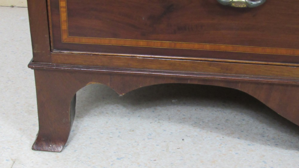 Georgian inlaid chest of drawers  View VII