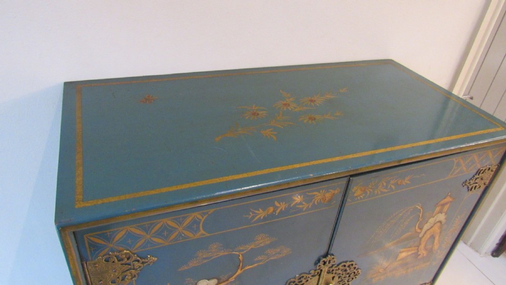 Superb blue Lacquered cocktail cabinet View XI