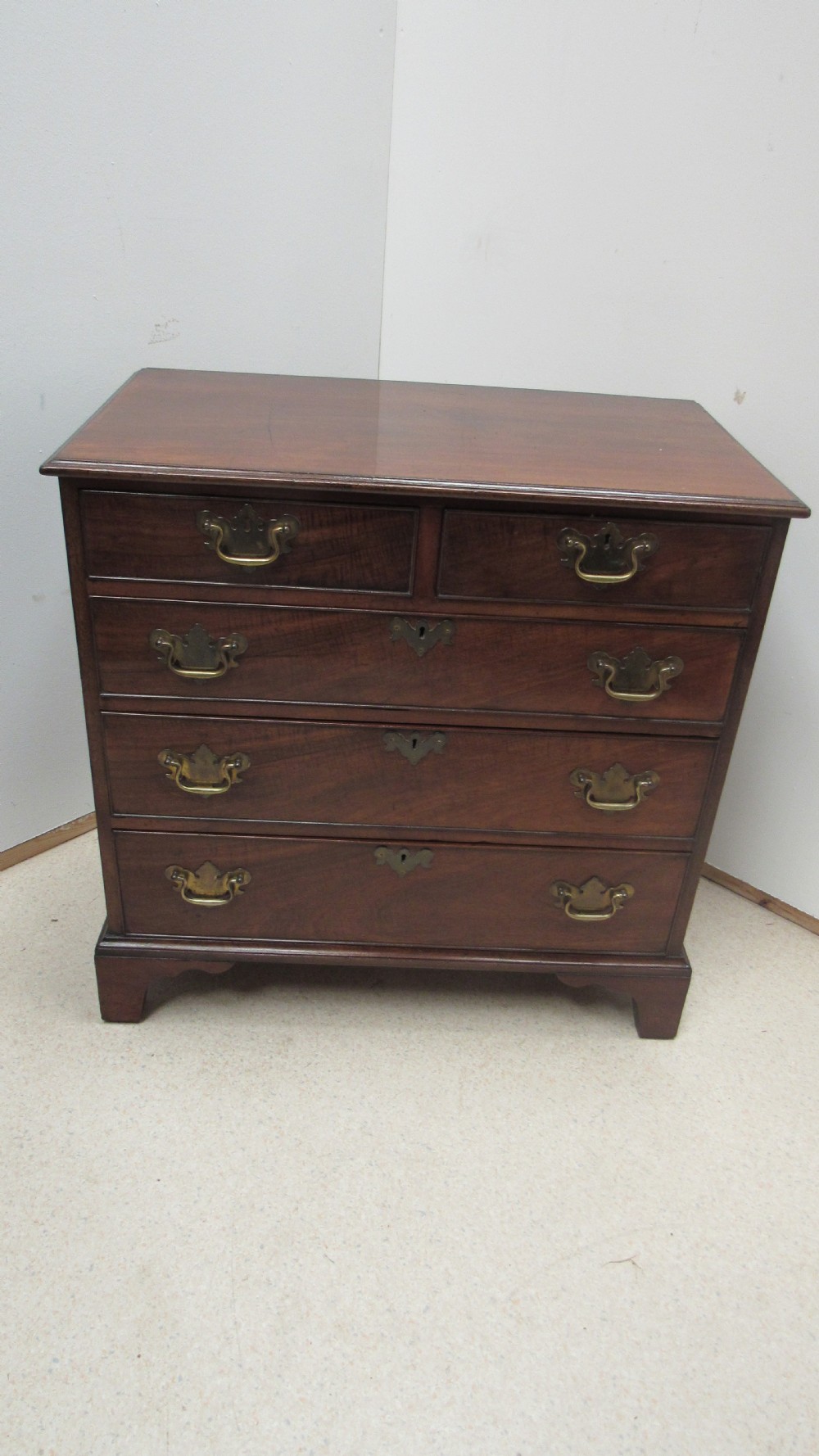 Small Georgian mahogany chest View XII