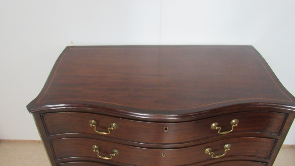 Georgian mahogany serpentine chest of drawers  View III
