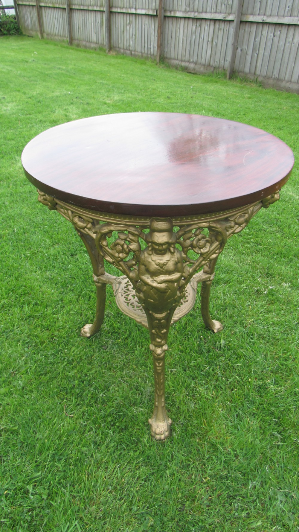 19th c garden table View II