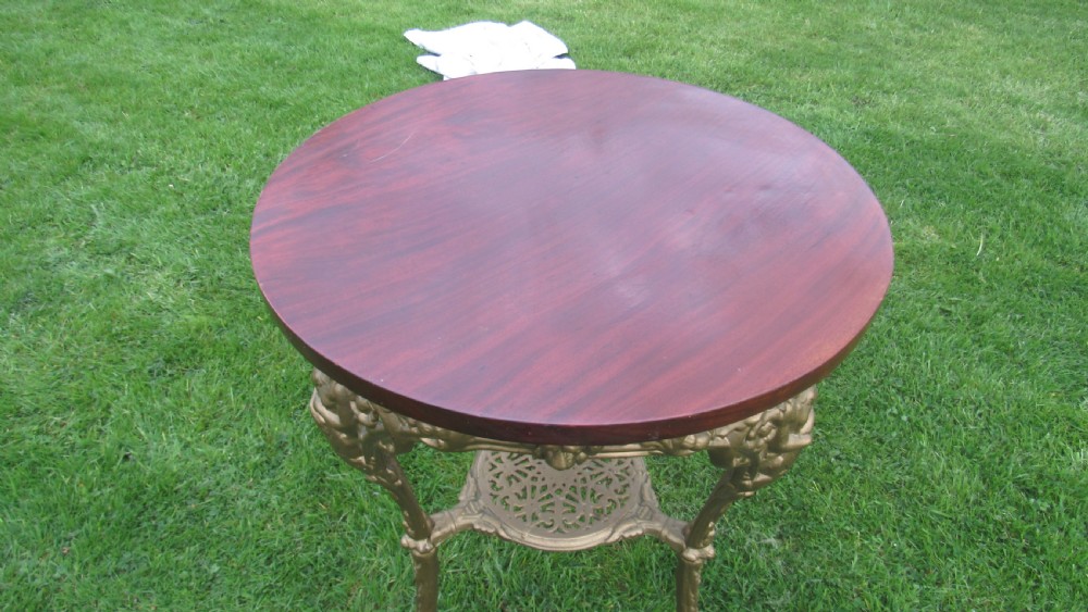 19th c garden table View IV