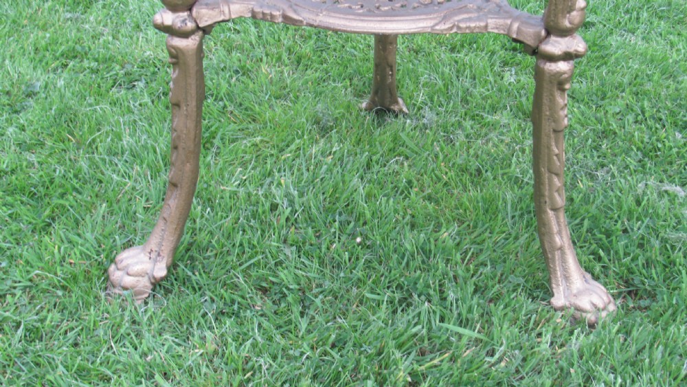 19th c garden table View XII