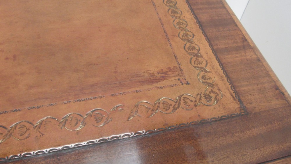 Beautiful Victorian mahogany pedestal desk  View V