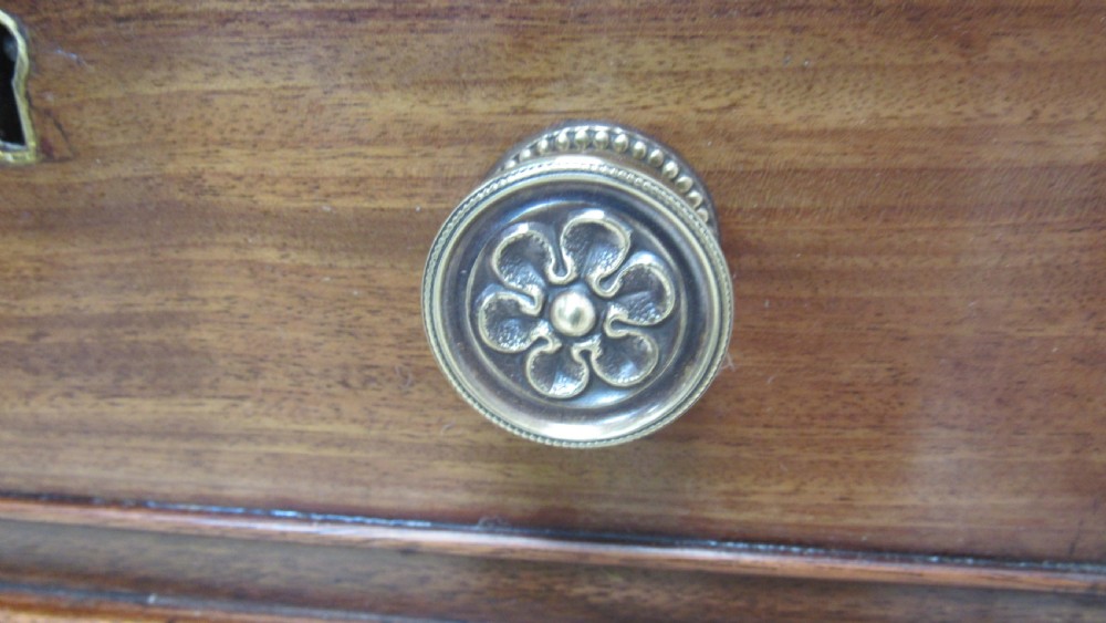 Beautiful Victorian mahogany pedestal desk  View VIII