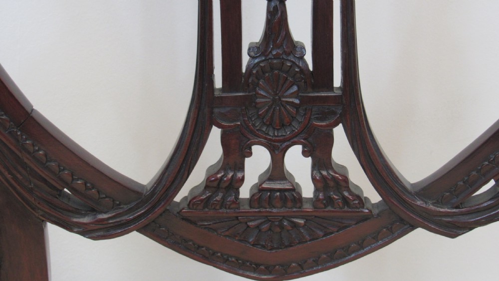A superb quality office arm chair View III