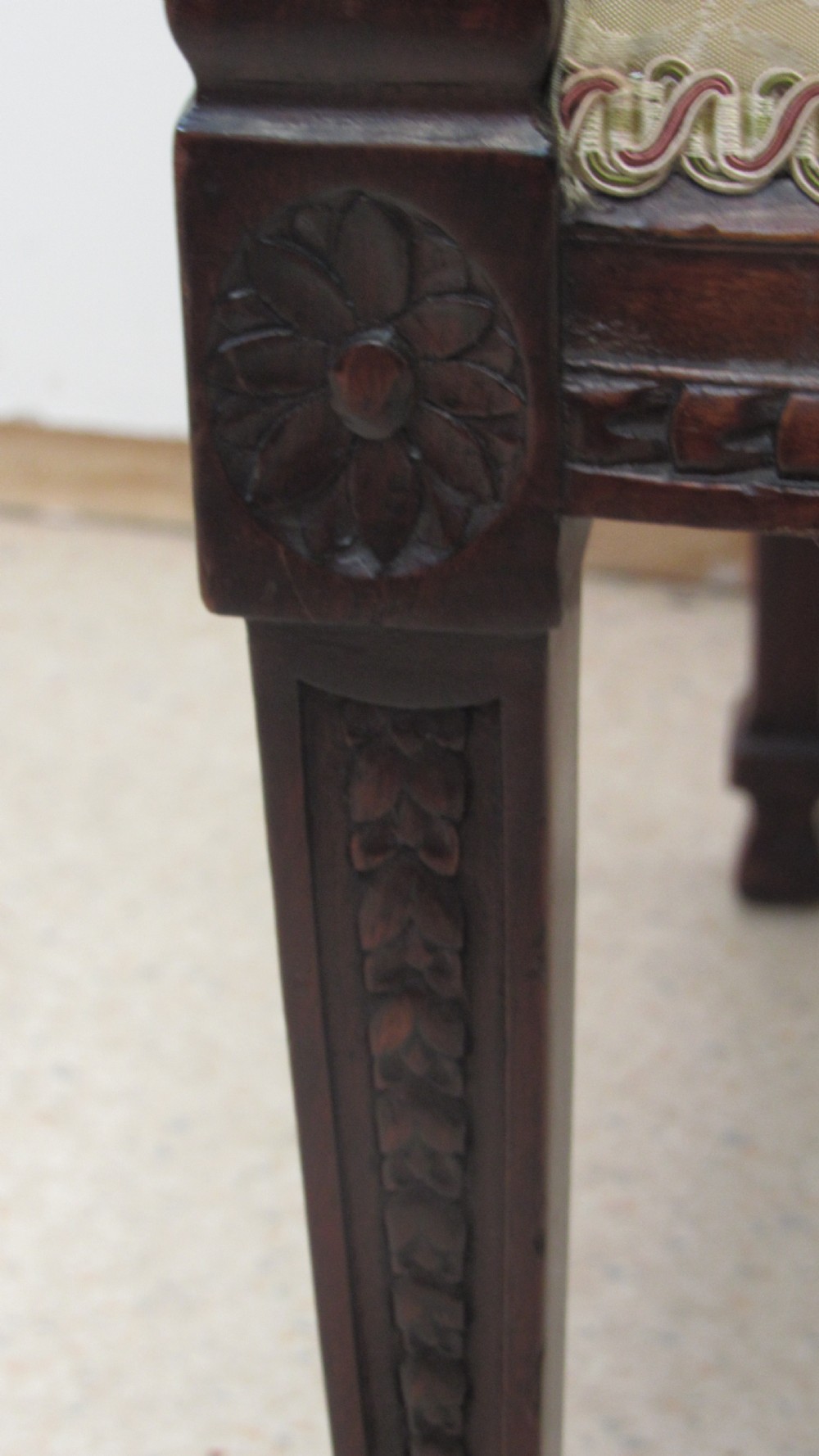 A superb quality office arm chair View XII