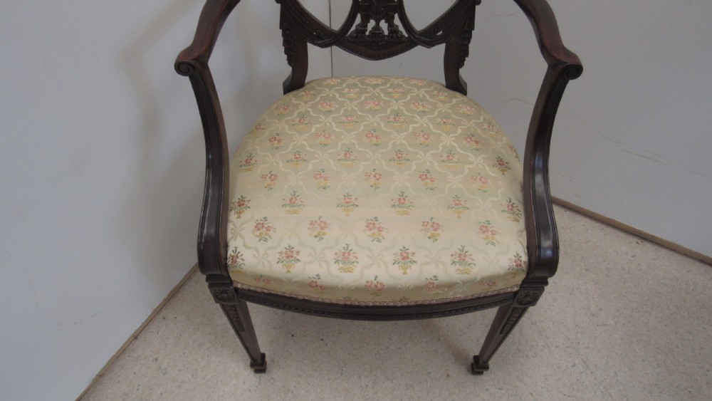 A superb quality office arm chair View XV