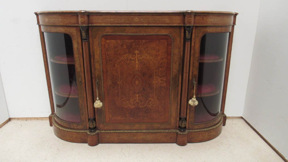 Wonderful quality walnut credenza