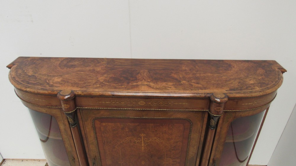 Wonderful quality walnut credenza View II