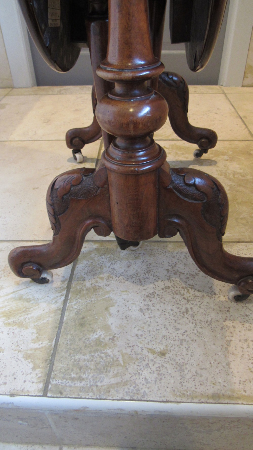 Superb walnut inlaid baby Sutherland table View IX