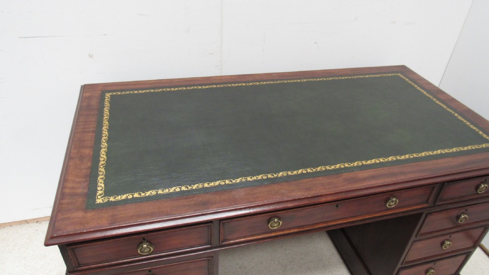 Wonderful Victorian mahogany pedestal desk View V