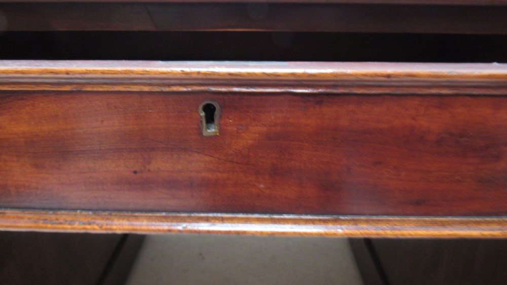 Wonderful Victorian mahogany pedestal desk View X
