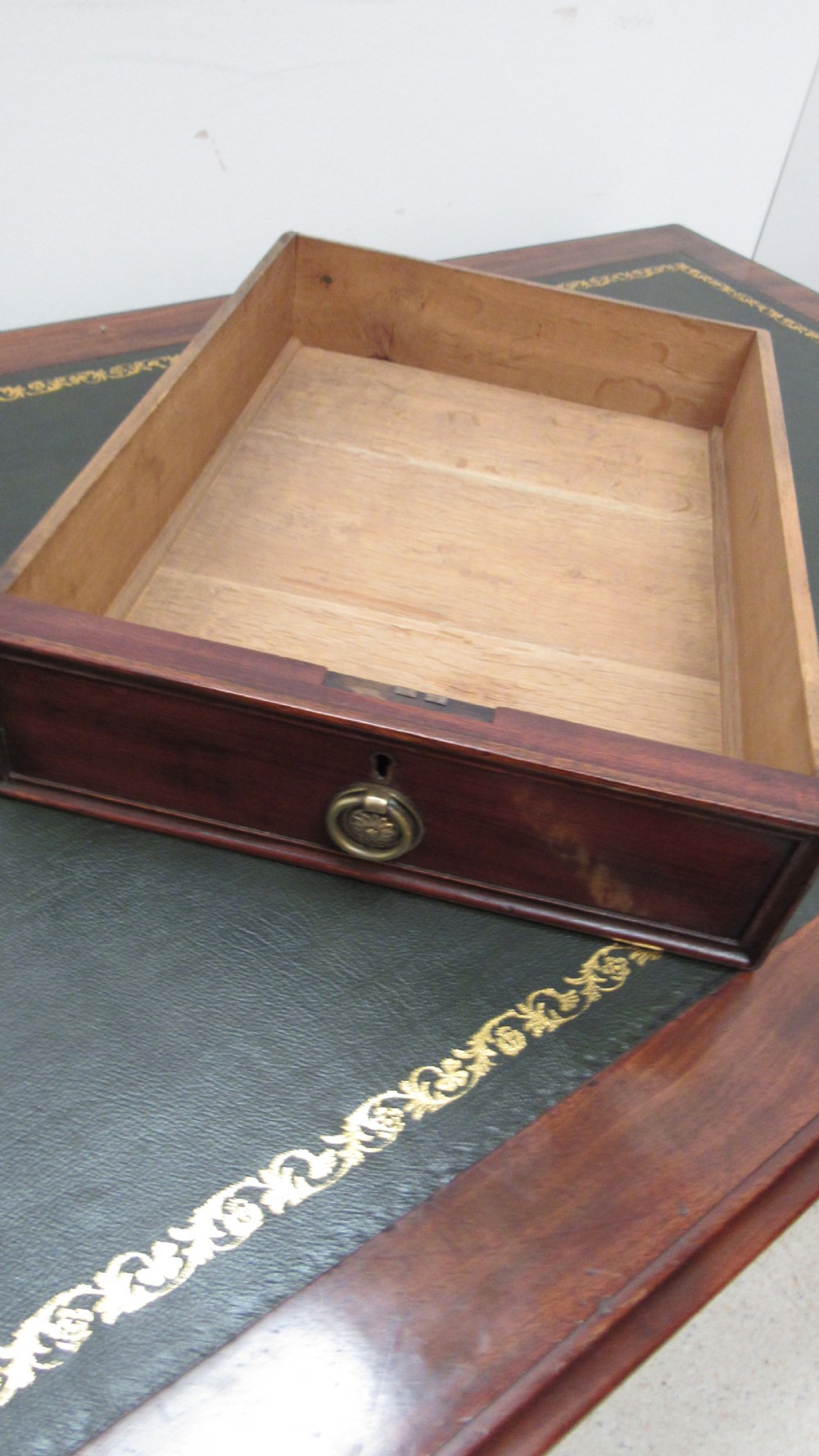 Wonderful Victorian mahogany pedestal desk View XV