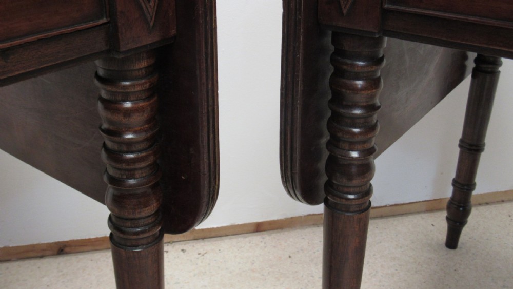 Superb pair of late Georgian drop leaf tables  View XIX