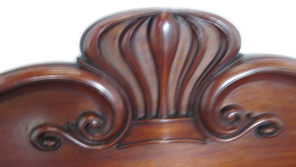 A wonderful mahogany console side table  View V