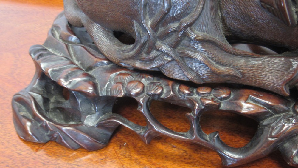 A great and large carving   View V