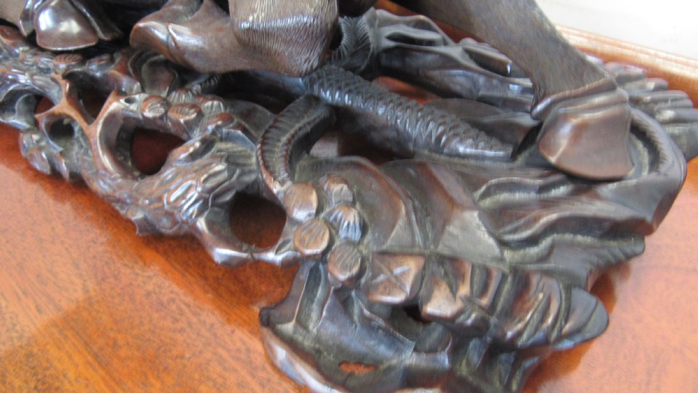 A great and large carving   View X