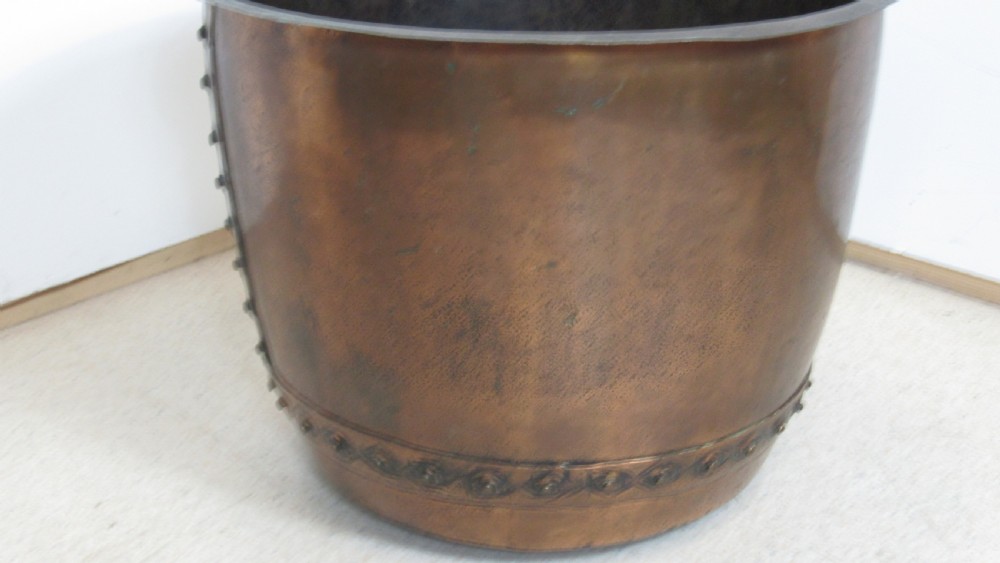 Victorian large copper circular pot ideal for logs View VI