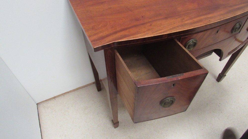 Georgian bowed sideboard View XIV