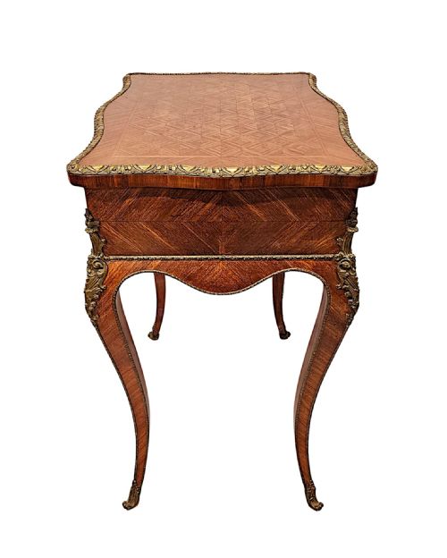 A VERY FINE 19TH CENTURY ORMOLU MOUNTED SIDE TABLE OR LADIES WORK BOX - ADDITIONAL PHOTO 6