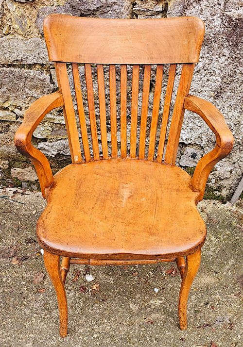 A VERY RARE AND FINE SET OF EIGHTEEN 1930'S CAPTAINS OR DINING ARMCHAIRS - ADDITIONAL PHOTO 6