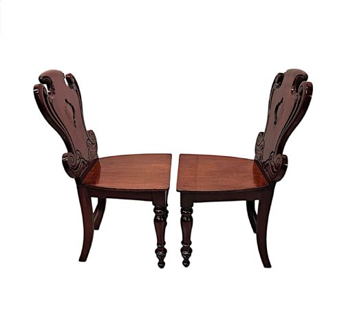 A VERY RARE AND FINE 19TH CENTURY IRISH SET OF FOUR HALL CHAIRS - ADDITIONAL PHOTO 5
