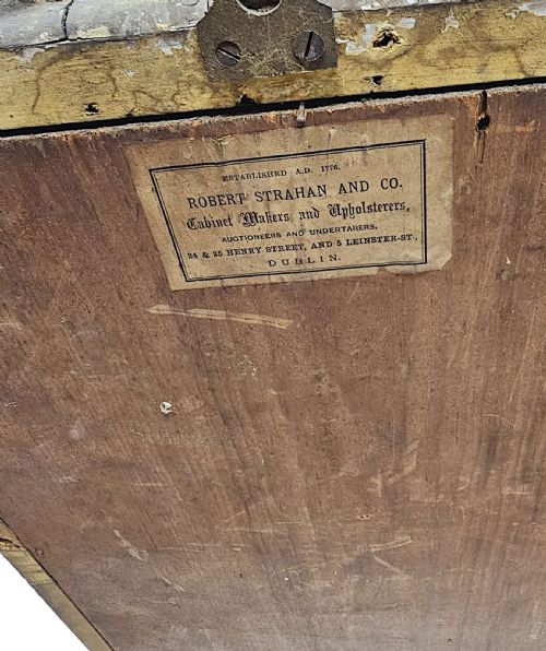 A VERY RARE PAIR OF IRISH 19TH CENTURY GILTWOOD MIRRORS LABELLED STRAHAN OF DUBLIN - ADDITIONAL PHOTO 6