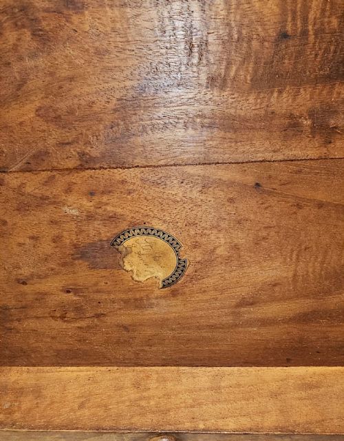 A VERY FINE 19TH CENTURY INLAID BURR WALNUT LIBRARY OR CENTRE TABLE - ADDITIONAL PHOTO 3
