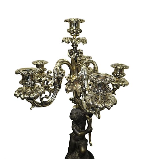 A VERY RARE AND FINE 19TH CENTURY FRENCH MARBLE AND BRONZE GARNITURE CLOCK SET - ADDITIONAL PHOTO 12