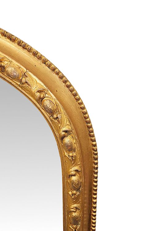 A LOVELY 19TH CENTURY SIMPLE ARCHTOP OVERMANTEL MIRROR WITH FOLIATE DETAILING - ADDITIONAL PHOTO 2