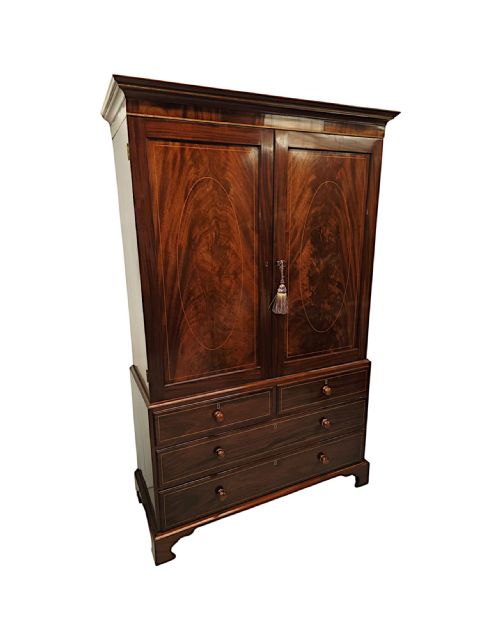 A VERY FINE EARLY 19TH CENTURY INLAID MAHOGANY LINEN PRESS - ADDITIONAL PHOTO 1