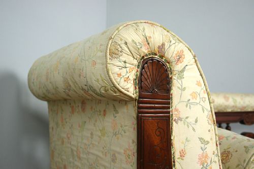 fig 5. Edwardian Mahogany Rail-back Cream Upholstered Chaise Longue Sofa Settee Couch (Circa 1901 - 1910)