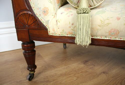 fig 7. Edwardian Mahogany Rail-back Cream Upholstered Chaise Longue Sofa Settee Couch (Circa 1901 - 1910)