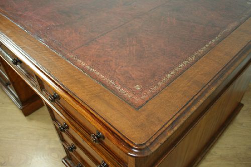fig 3. Victorian 5ft Mahogany Leather Partners Pedestal Desk (Circa 1850)