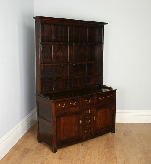 Welsh Provincial George III Oak Dresser Base & Rack (Circa 1780 - 1820)