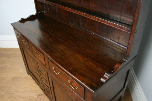fig 5. Welsh Provincial George III Oak Dresser Base & Rack (Circa 1780 - 1820)