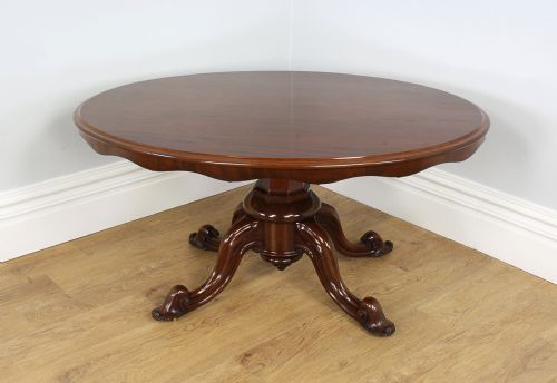fig 7. Victorian Oval Breakfast Tilt Top Loo Mahogany Table (Circa 1860)