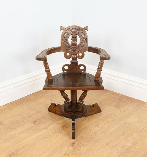 Victorian Celtic Scottish Arts & Crafts Oak Revolving Office Armchair (Circa 1900)