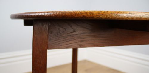 fig 7. Victorian Lancashire 2ft Oak Cricket Table (Circa 1880)