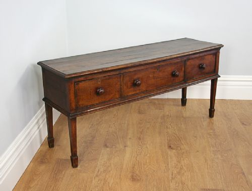 fig 2. George III Staffordshire Country Oak Dresser Base (Circa 1780)