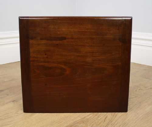 fig 5. Regency Mahogany Commode Storage Box (Circa 1800 - 1830)
