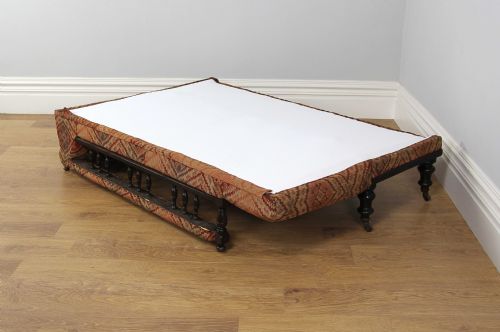Edwardian Metamorphic Rail-back Beech Chaise Longue Bed (Circa 1901 - 1910)