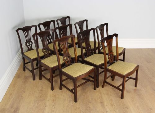 10 Edwardian Mahogany Chippendale Style Dining Chairs (Circa 1901 - 1910)