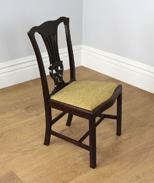 fig 5. 10 Edwardian Mahogany Chippendale Style Dining Chairs (Circa 1901 - 1910)