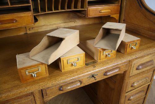 fig 4. 4ft 2” Victorian Oak Roll Top Pedestal Desk (Circa 1880)