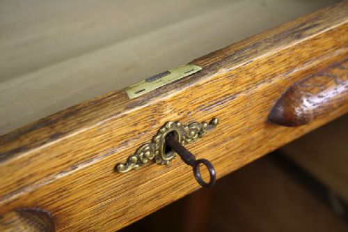 fig 6. 4ft 2” Victorian Oak Roll Top Pedestal Desk (Circa 1880)